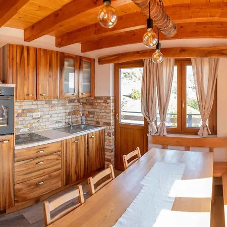 Semesterbostad In Trzisce - Kranjska *