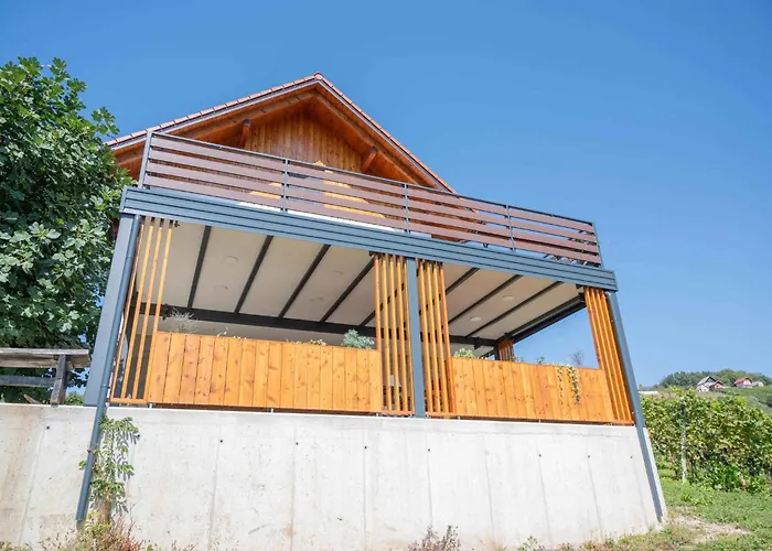 In Trzisce - Kranjska Vikendica